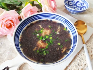 16、紫菜虾皮汤,鲜美无比