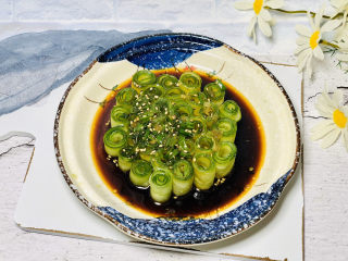 10、凉拌黄瓜卷,成品