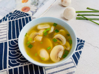 15、口蘑汤,营养美味，鲜香可口！