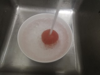 4、冬瓜鸡蛋汤,番茄清洗