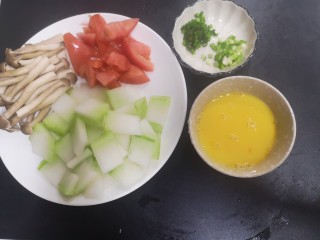 10、冬瓜鸡蛋汤,弄好的半成品