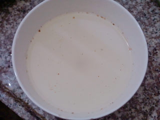 6、椰子炖鸡,有些许杂质要记得去掉哦