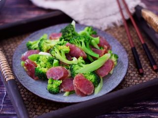 12、西兰花炒腊肠,图二