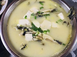 18、昂公炖豆腐,出锅，这样的汤，我一个人能全喝光