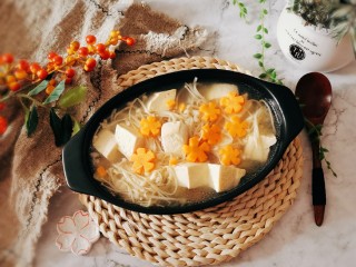 16、金针菇豆腐汤,出锅啦！