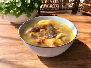 11、海参番鸭汤,成品图三