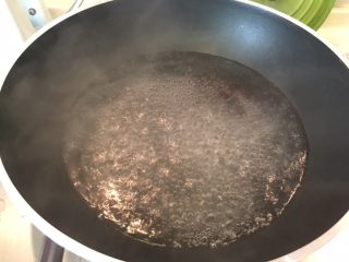 9、荠菜豆腐羹,起一锅热水烧开