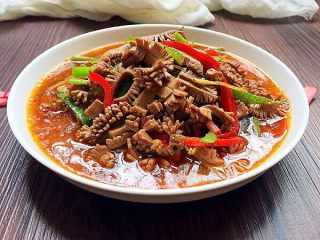 3、爆炒腰花,出锅完成