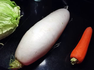 1、萝卜白菜汤,红白萝卜