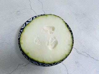 1、冬瓜蛤蜊汤,冬瓜