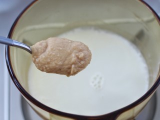 7、奶油蘑菇浓汤,加入面糊