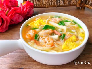 10、虾仁菌菇汤,成品图三