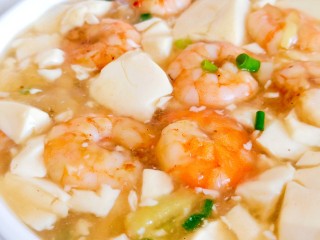 14、虾仁豆腐羹,滑嫩的豆腐好吃的停不下来。