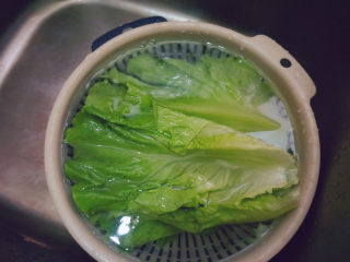 8、猪杂汤米线,泡水泡久一点