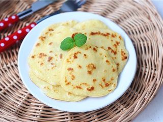 12、解救不会调面糊的你——懒人式煎饼,出锅，装盘即可