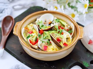 16、金汤文蛤时蔬酸辣汤,这个季节多喝一些这样的汤水,开胃消食又营养哟~