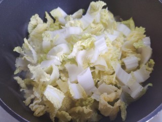 8、白菜豆腐汤,下白菜