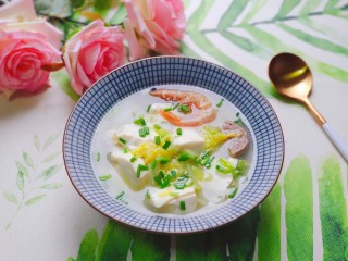 20、白菜豆腐汤,清爽好喝，营养丰富，鲜美无比