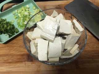 5、花蛤豆腐汤➕韩式花蛤豆腐汤,卤水豆腐清洗下切小块