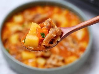 10、番茄肥牛,喝起来真带劲儿！