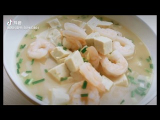 14、虾仁豆腐,简单好吃,喜欢的试试吧!