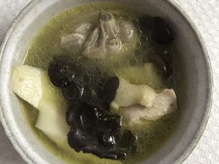 15、春笋炖鸡,鲜美无比