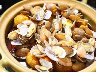 14、暴爽花甲鸭脚煲丨大嘴螺,入花甲