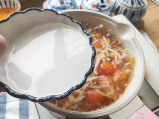 12、番茄豆腐汤,淋入水淀粉