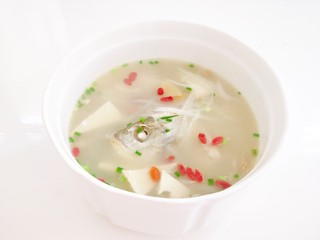 16、鲫鱼萝卜丝汤,成品图