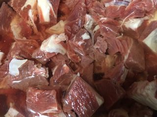 1、东北 炖牛肉,切块 泡