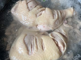 7、猪腰汤,和鸡腿一起煮