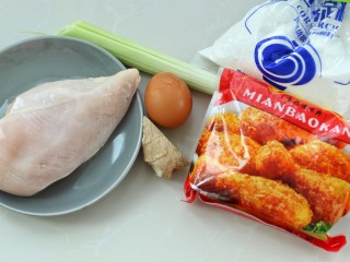 1、香酥炸鸡柳,准备好所需食材