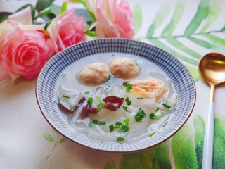 21、萝卜肉丸汤,清爽好喝有营养