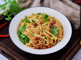 15、开胃凉拌面,成品图