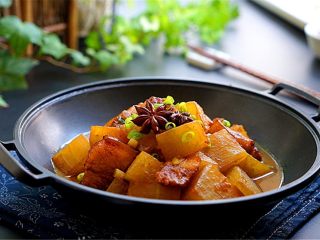 13、猪肉炖冬瓜粉条,容我再晒一张成品图诱惑大家一下