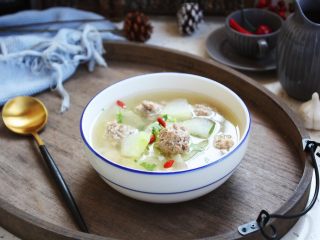 20、冬瓜羊肉丸子汤,成品图。