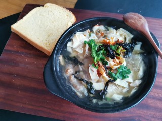 16、干豆腐肥牛砂锅,完成