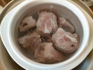 9、清亮排骨汤,加水