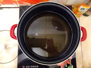 7、超简单的蒜蓉凉拌盐渍海带,煮一锅水！