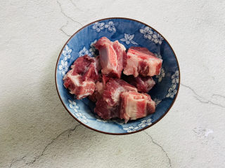 1、冬瓜猪骨汤,排骨