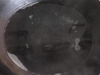 11、麻婆豆腐,锅内加水烧开