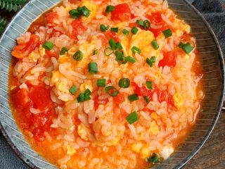 13、番茄浓汤烩饭,装碗，开吃