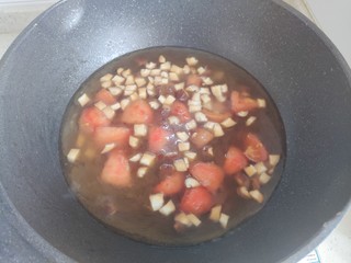 12、西红柿香菇汤,水量请根据食用人数自行衡量