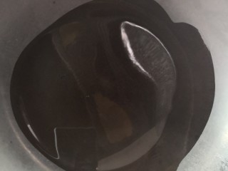 7、冬瓜鸡蛋汤,热锅放油