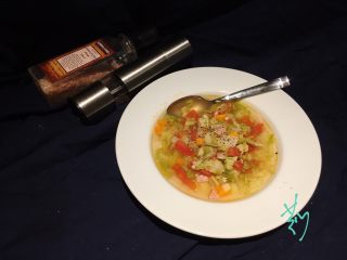 26、培根蔬菜汤,盛盘！完成了！