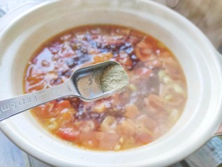 12、砂锅米线,胡椒粉