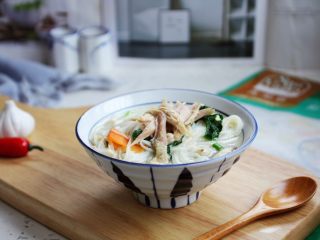 10、童子鸡鸡汤面,成品图。