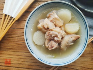 9、山药猪脚汤，充值你的胶原蛋白,成品图