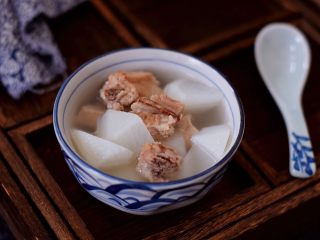 12、排骨萝卜汤,成品图