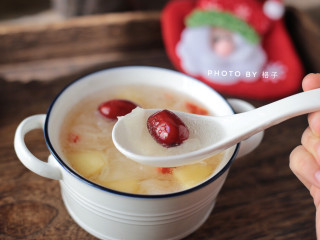 8、银耳苹果红枣羹,完成